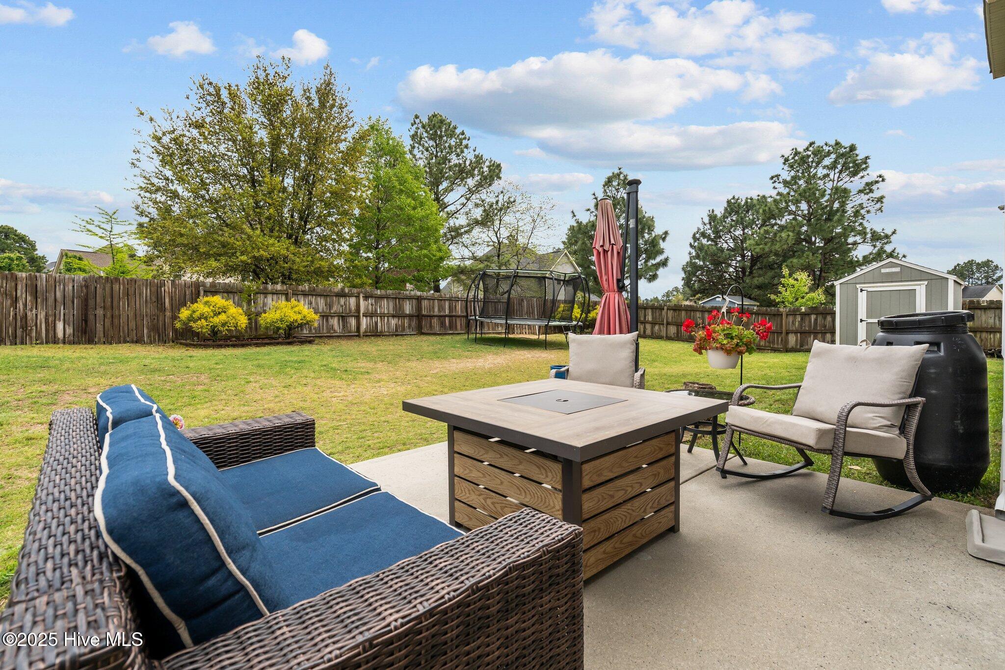 112 Walkabout Drive
