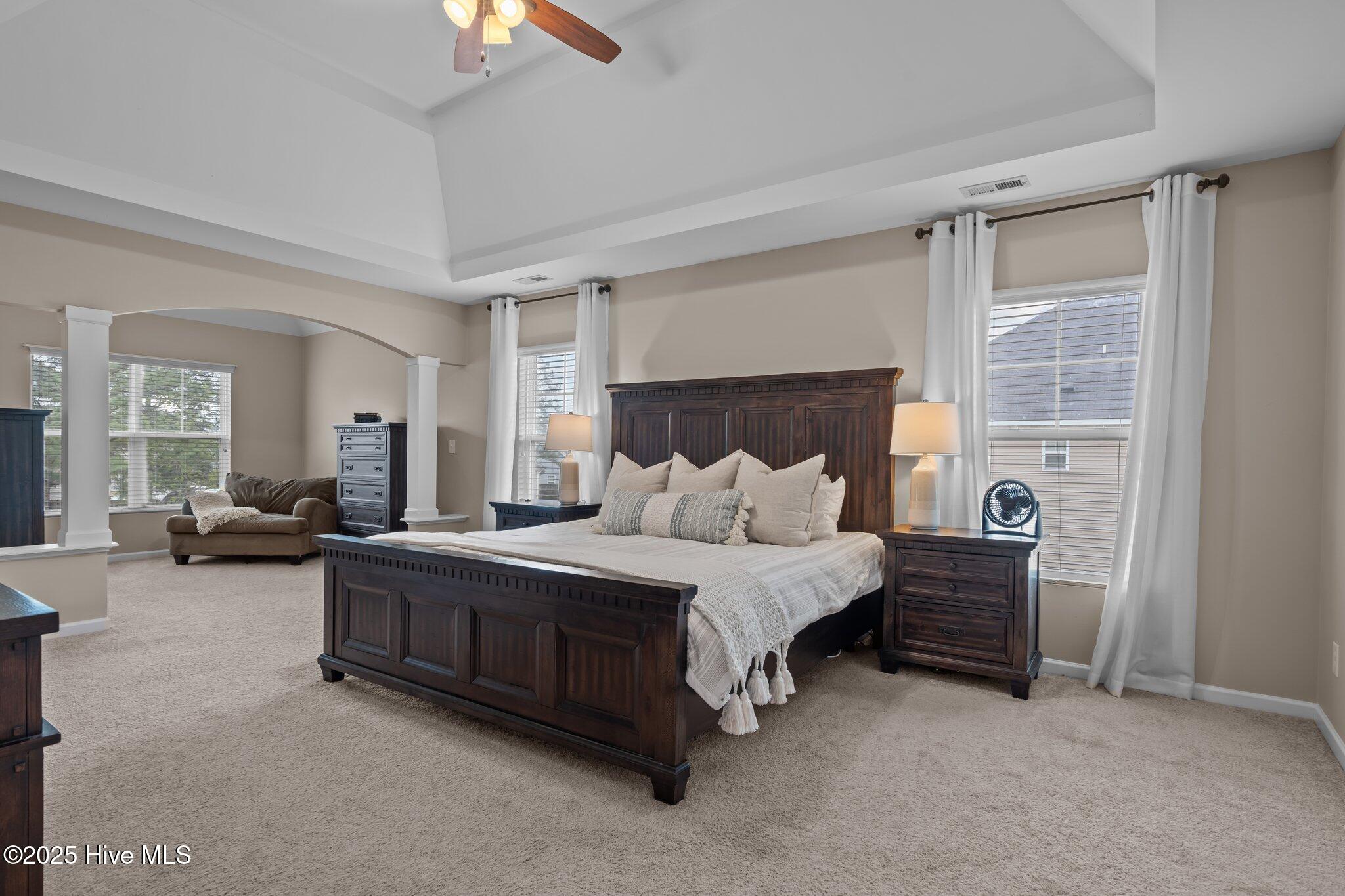 112 Walkabout Drive