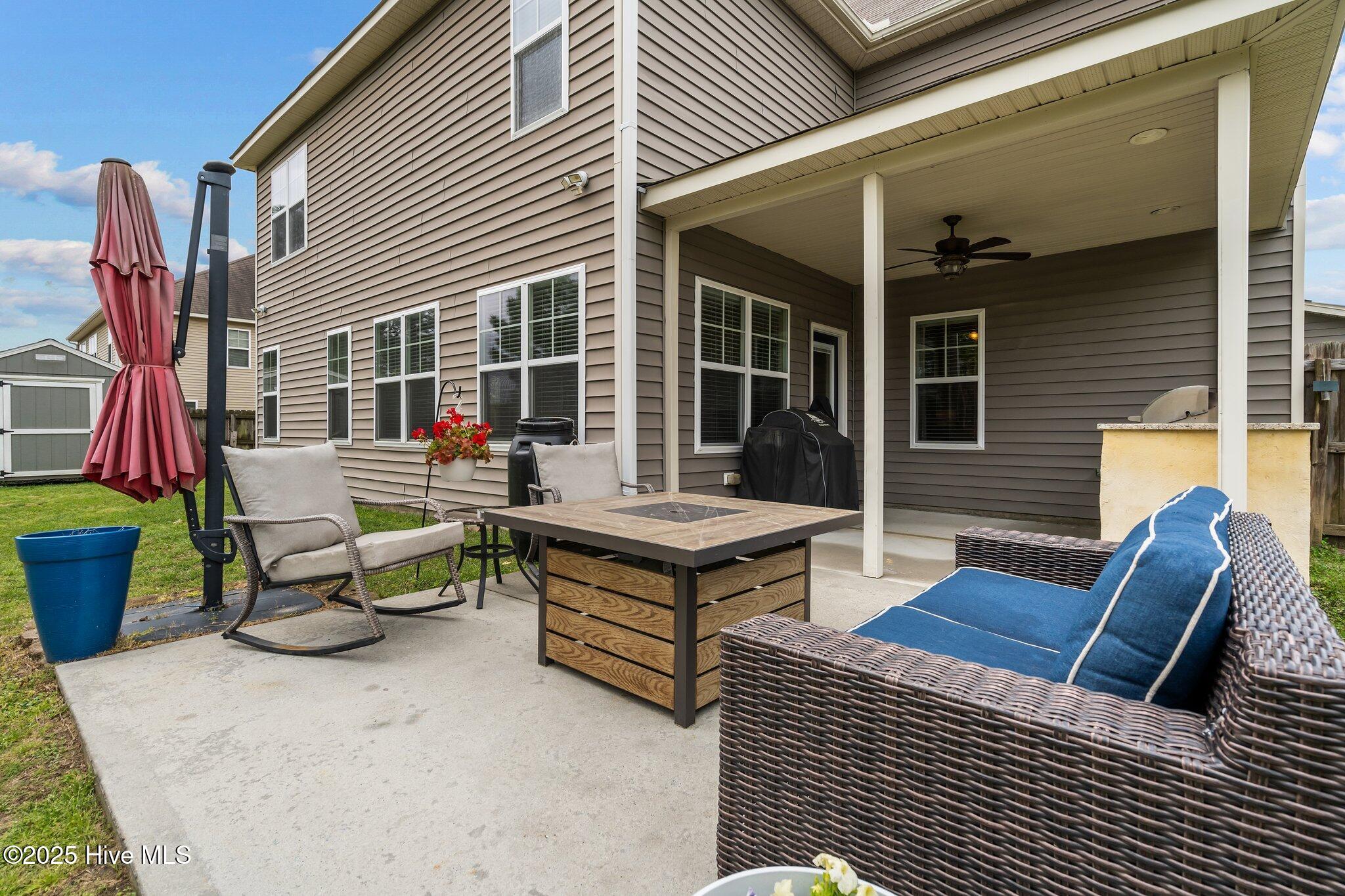 112 Walkabout Drive
