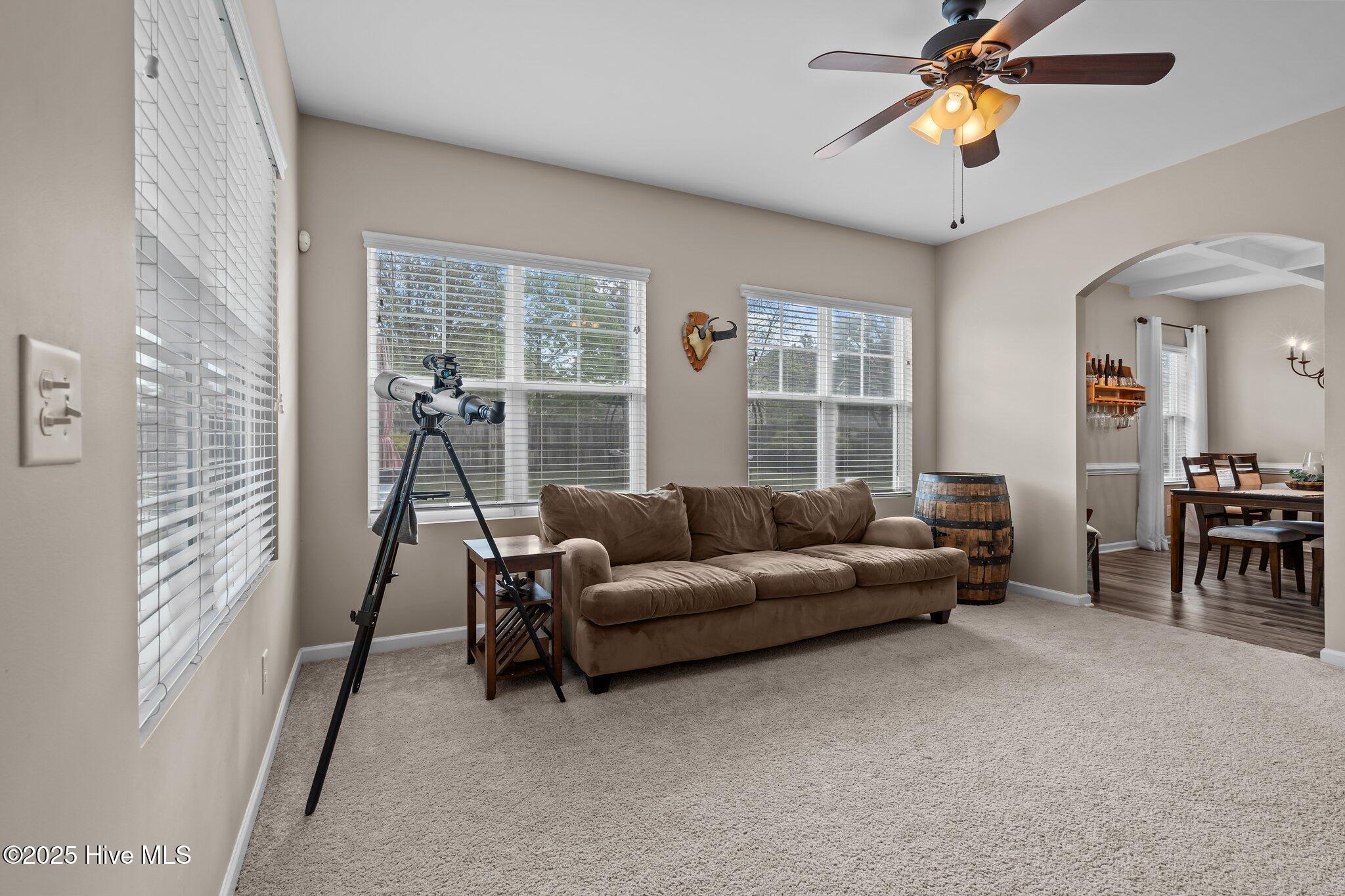 112 Walkabout Drive
