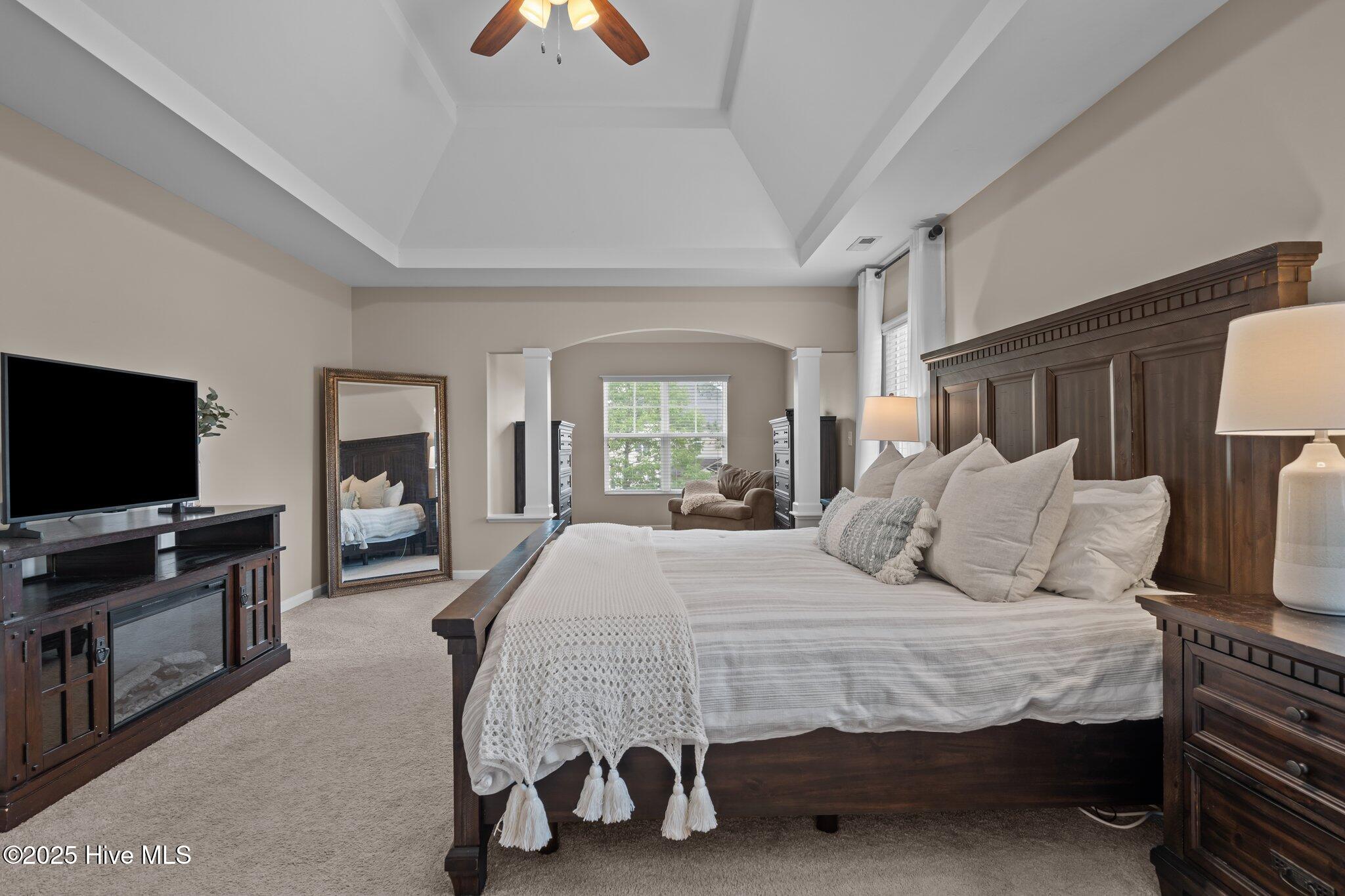 112 Walkabout Drive