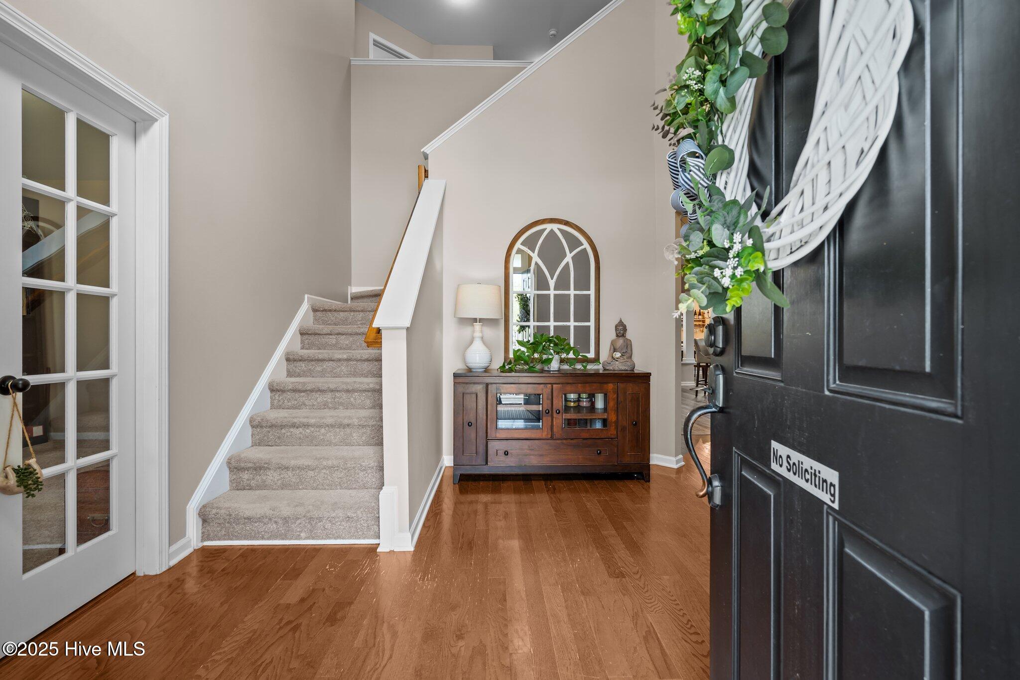 112 Walkabout Drive