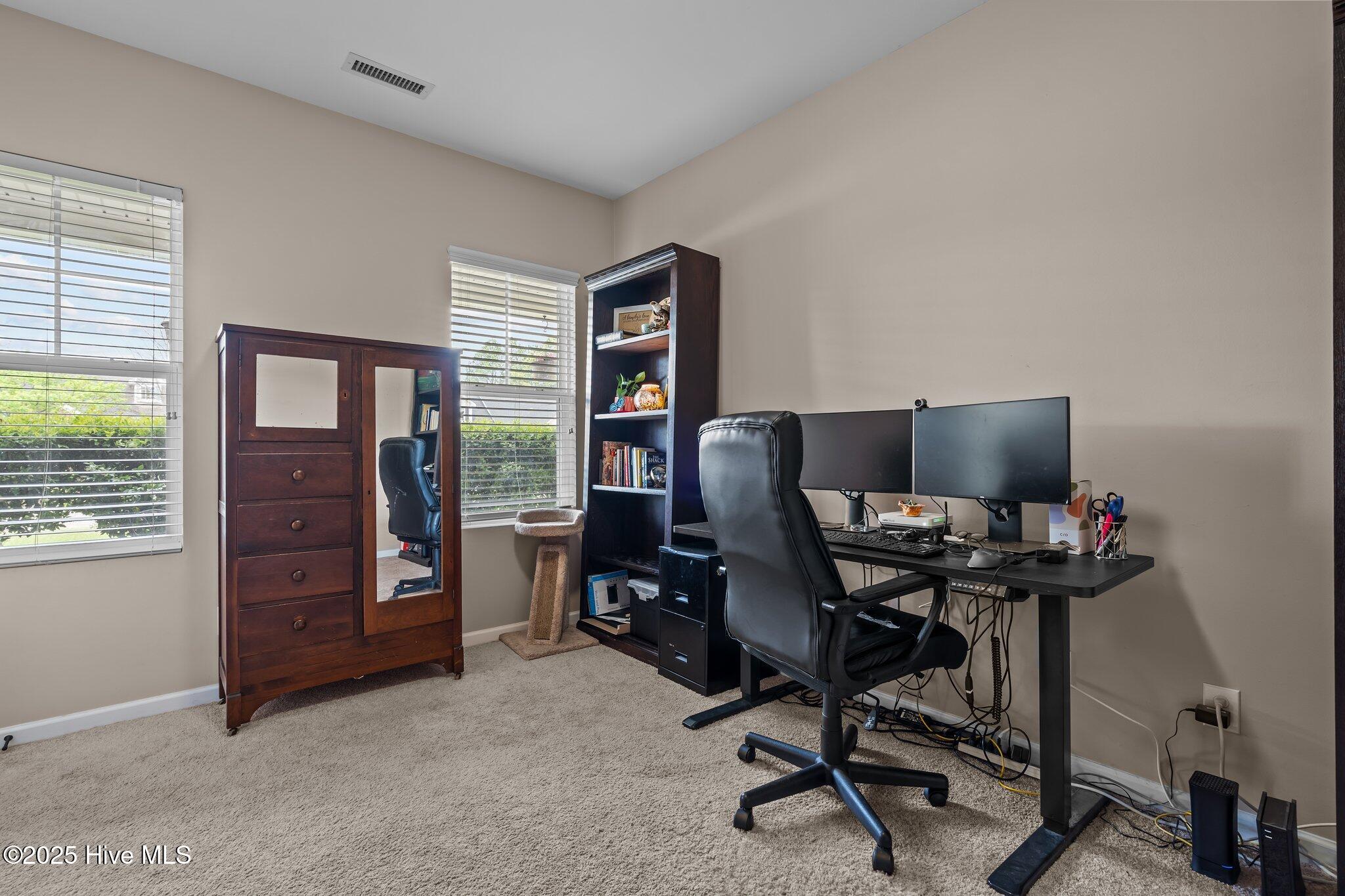 112 Walkabout Drive