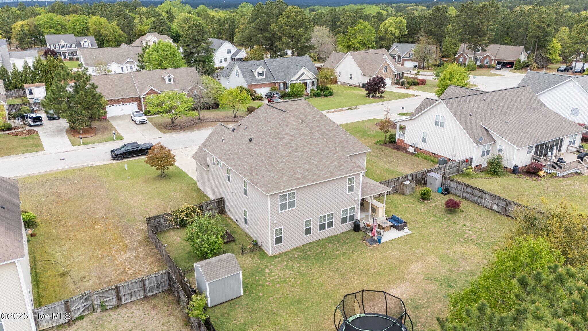 112 Walkabout Drive