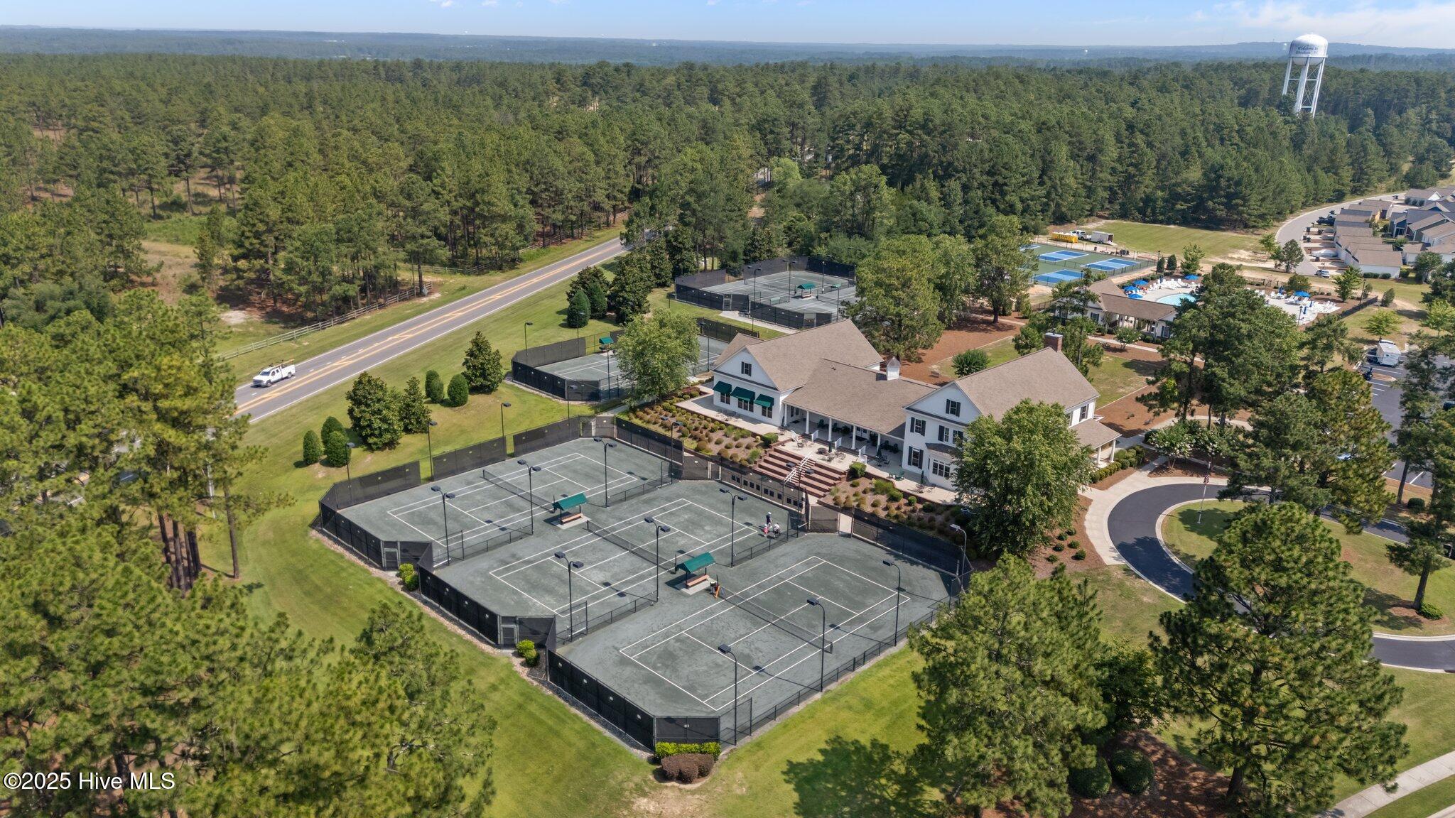 500 Legacy Lakes Way