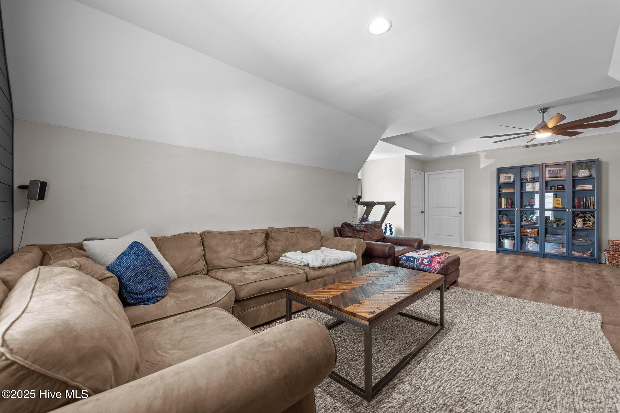 500 Legacy Lakes Way