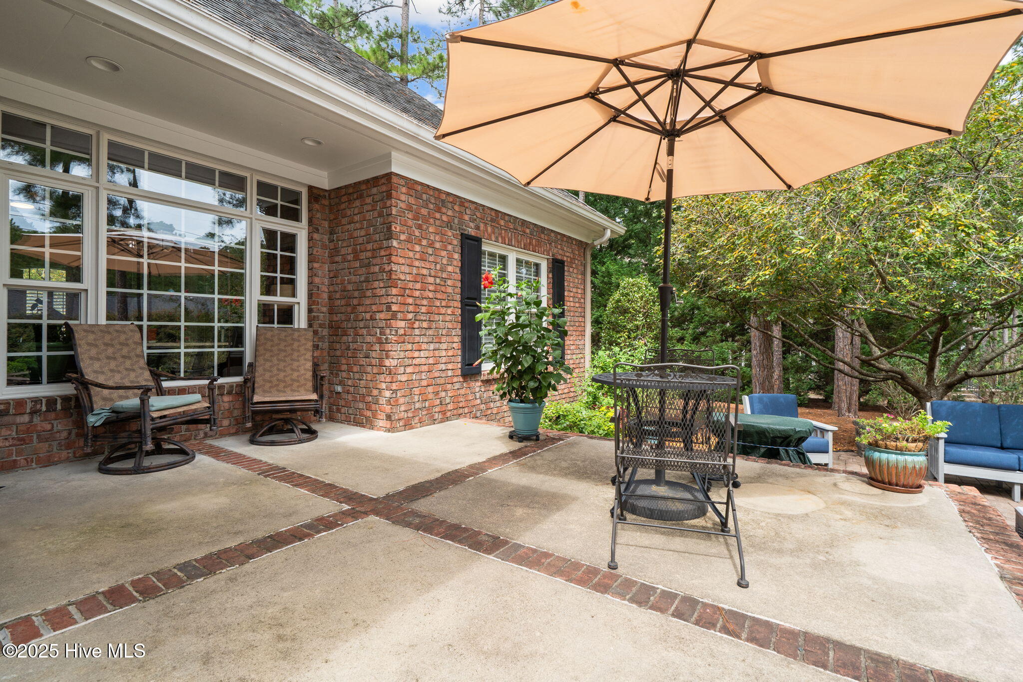 4 Oxton Circle