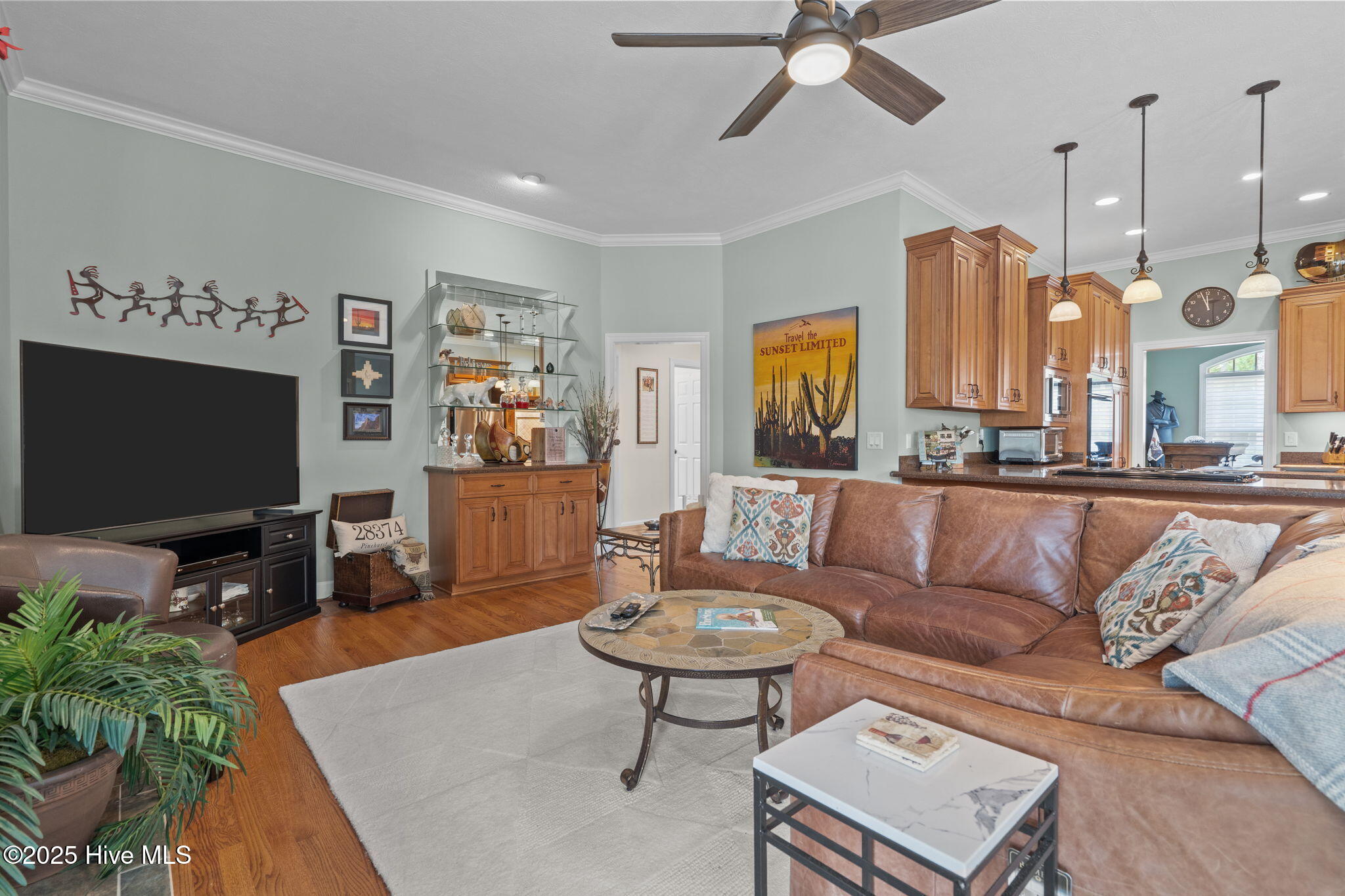4 Oxton Circle