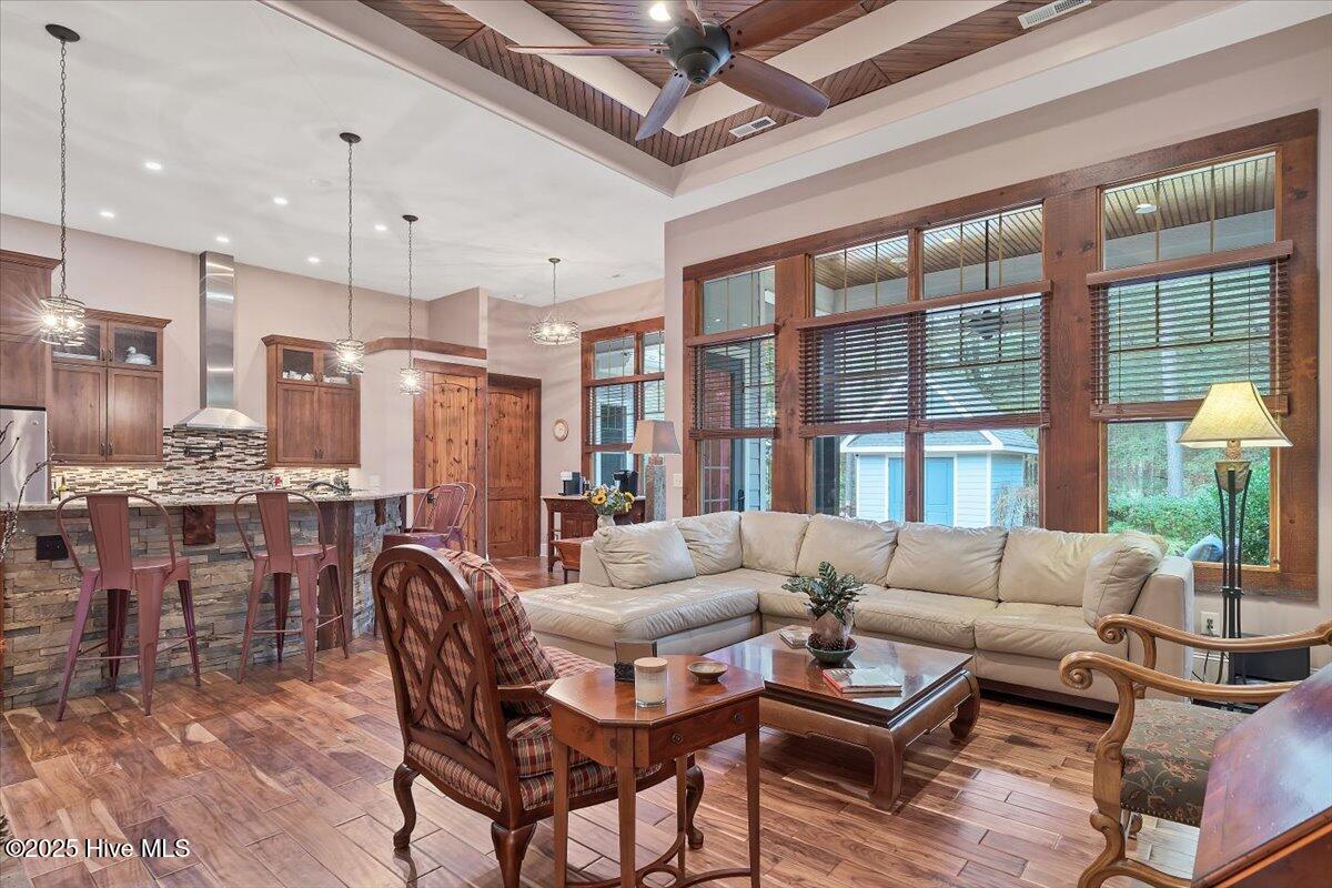 325 Linden Road