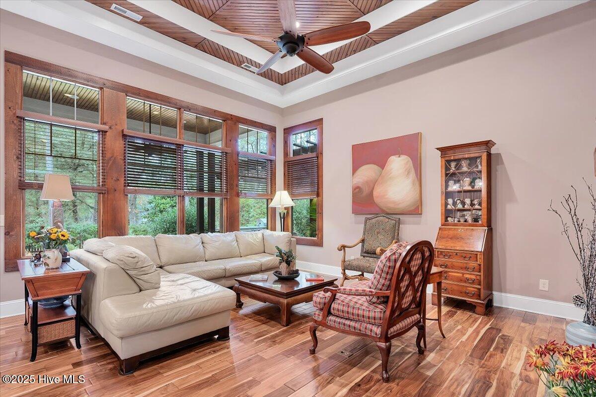 325 Linden Road
