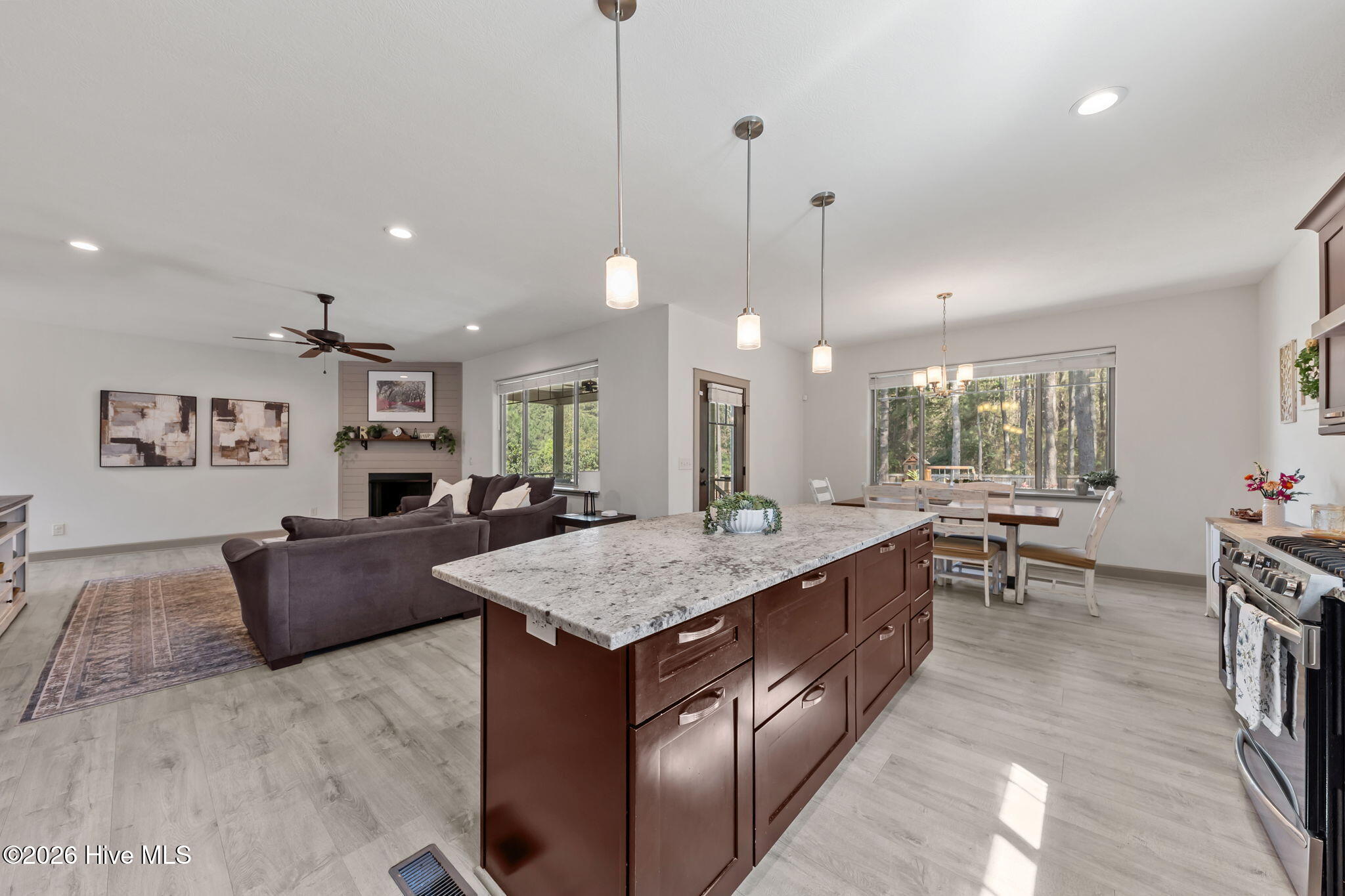 190 Devon Circle