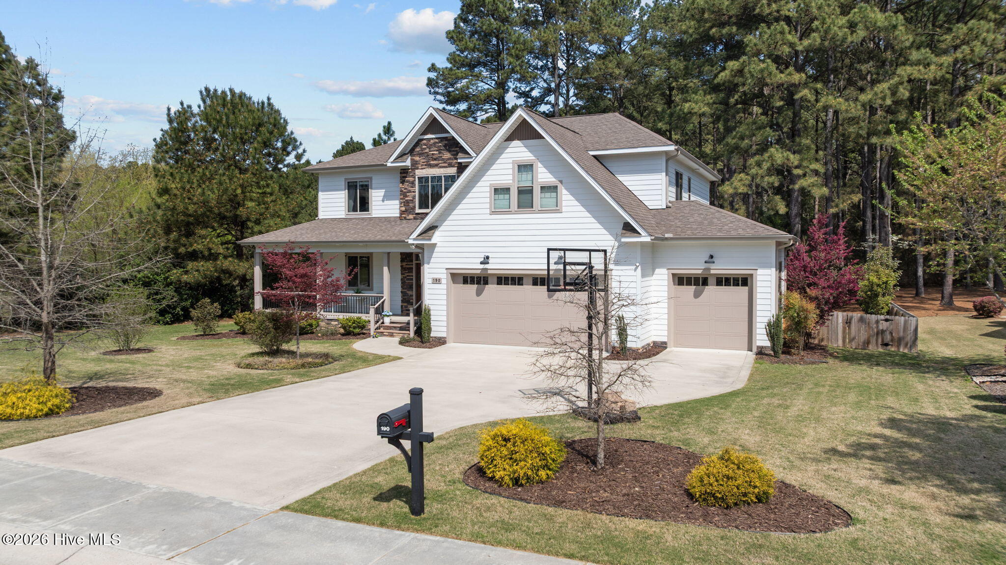 190 Devon Circle