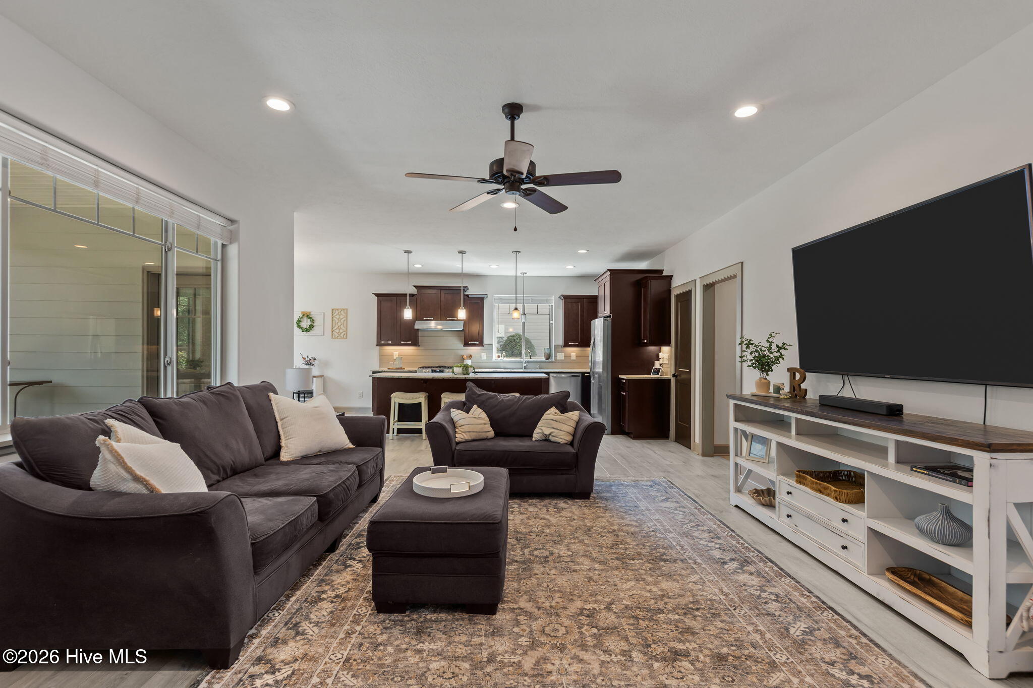 190 Devon Circle