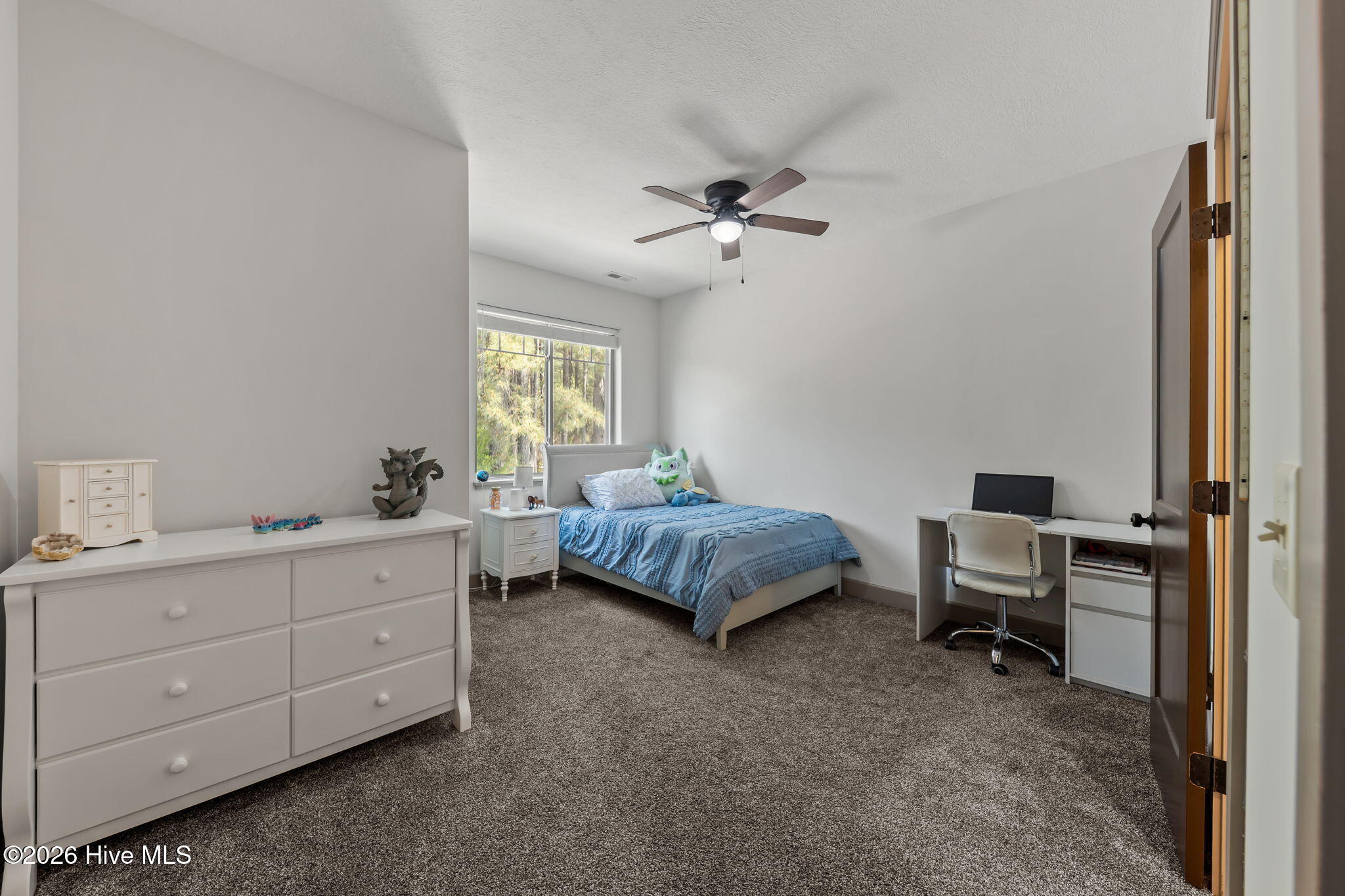 190 Devon Circle