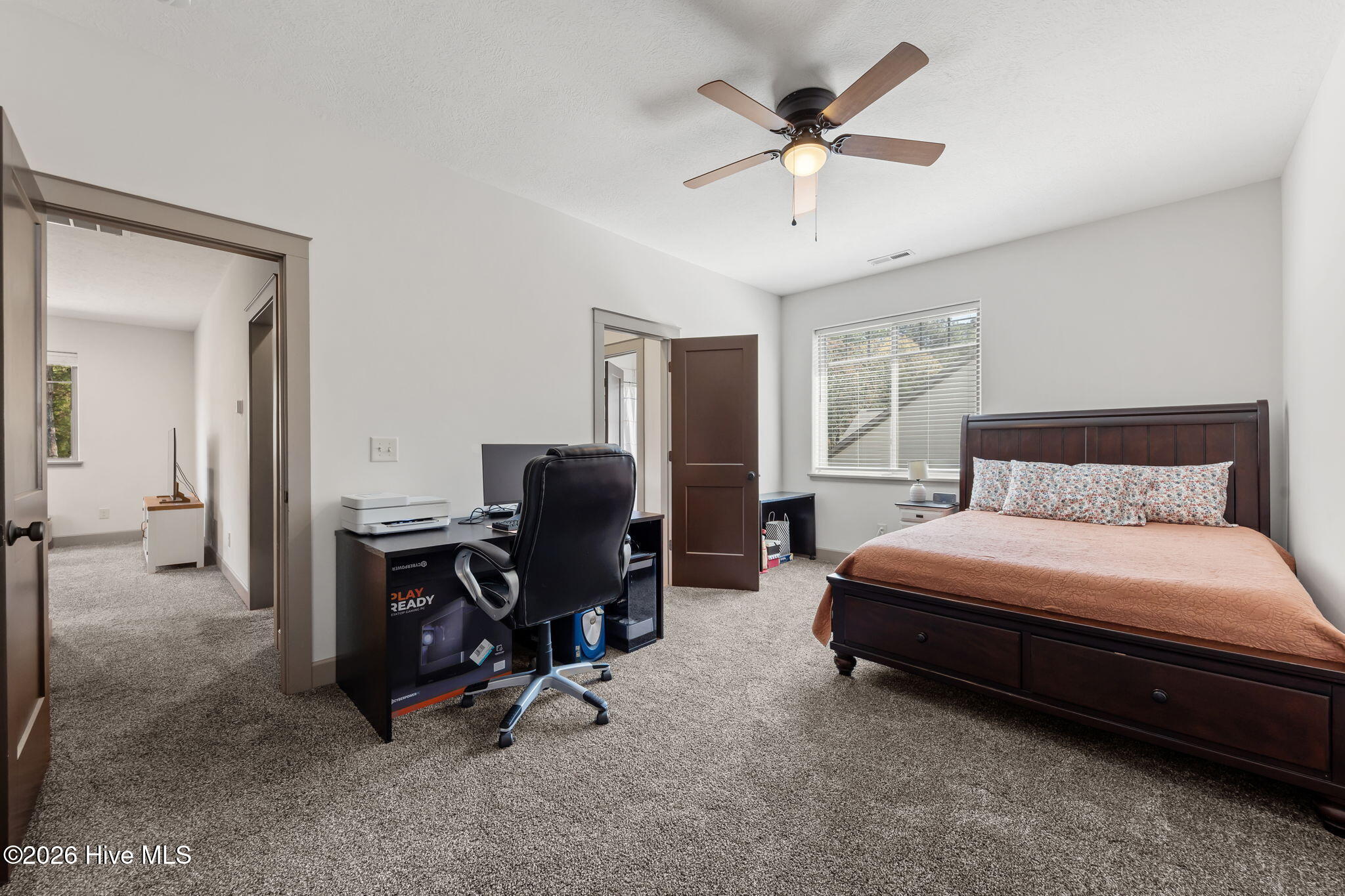 190 Devon Circle
