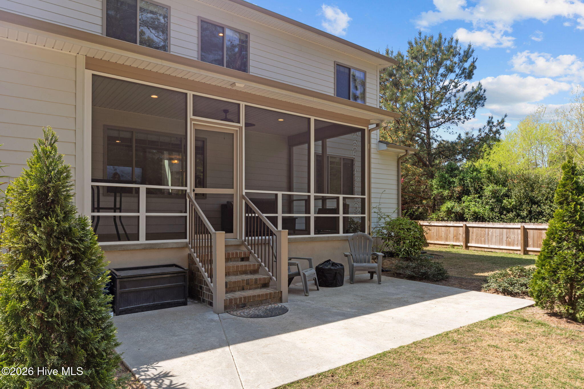 190 Devon Circle