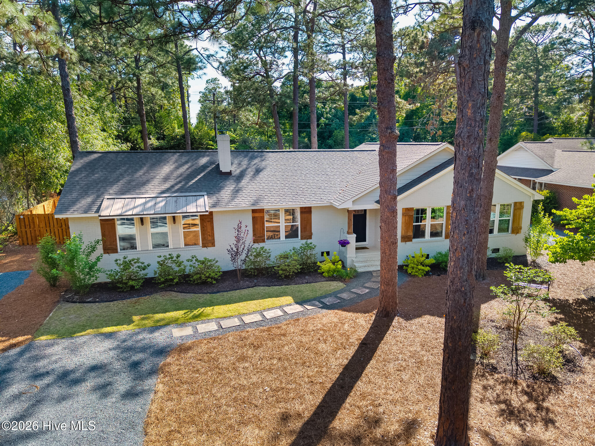 5 Mcleod Road