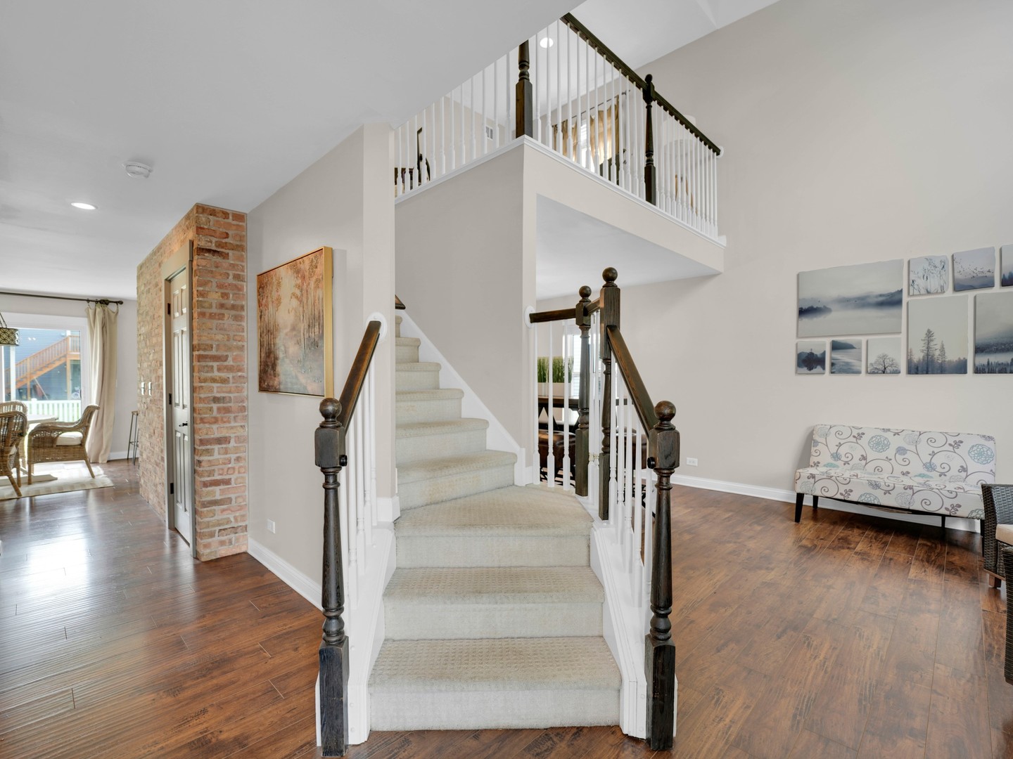 909 Forestview Way