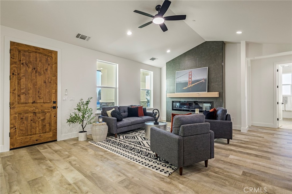 5907 Crestview Drive