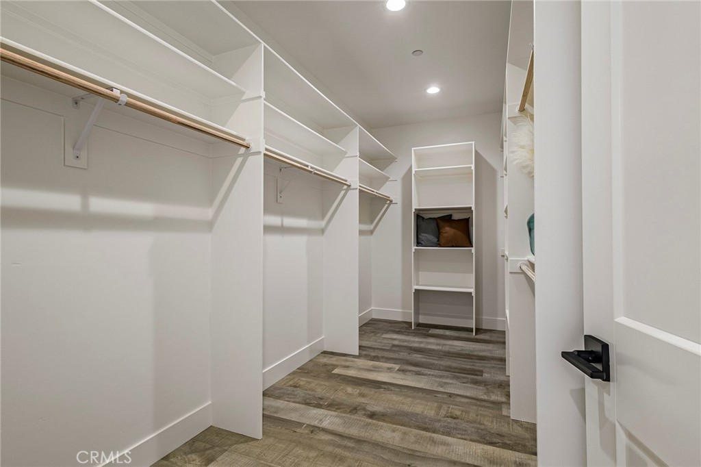 5907 Crestview Drive