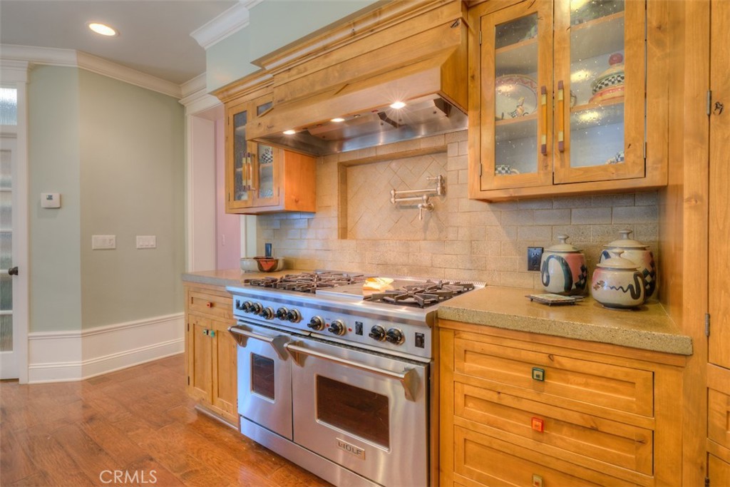 15103 Woodland Park Drive