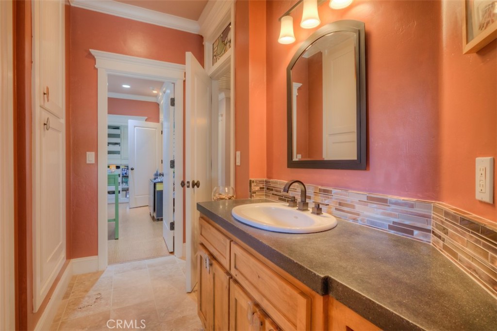 15103 Woodland Park Drive