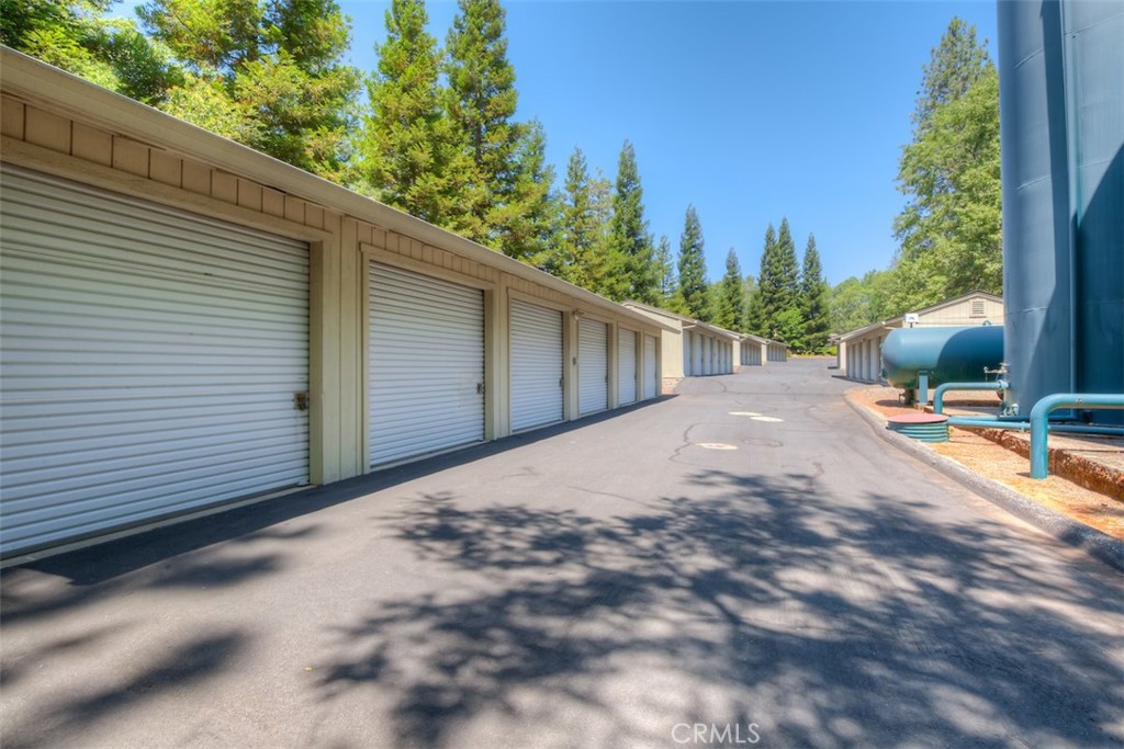 15103 Woodland Park Drive