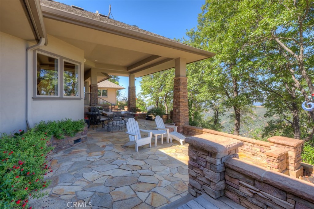 15103 Woodland Park Drive