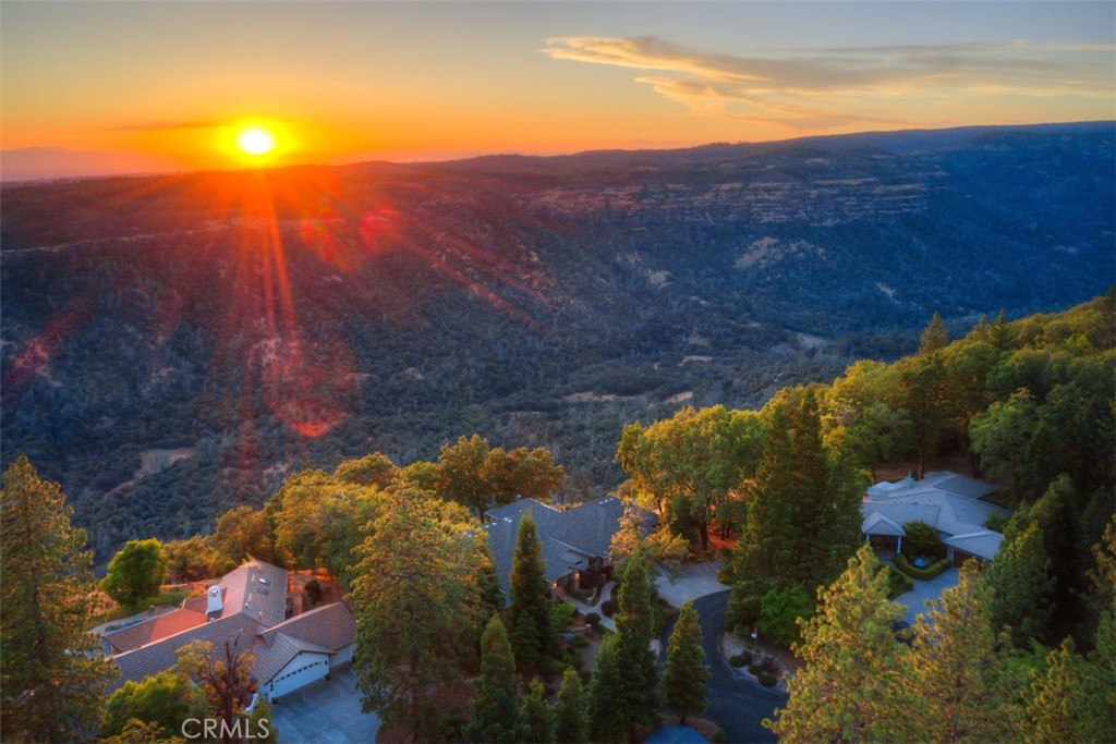 15103 Woodland Park Drive