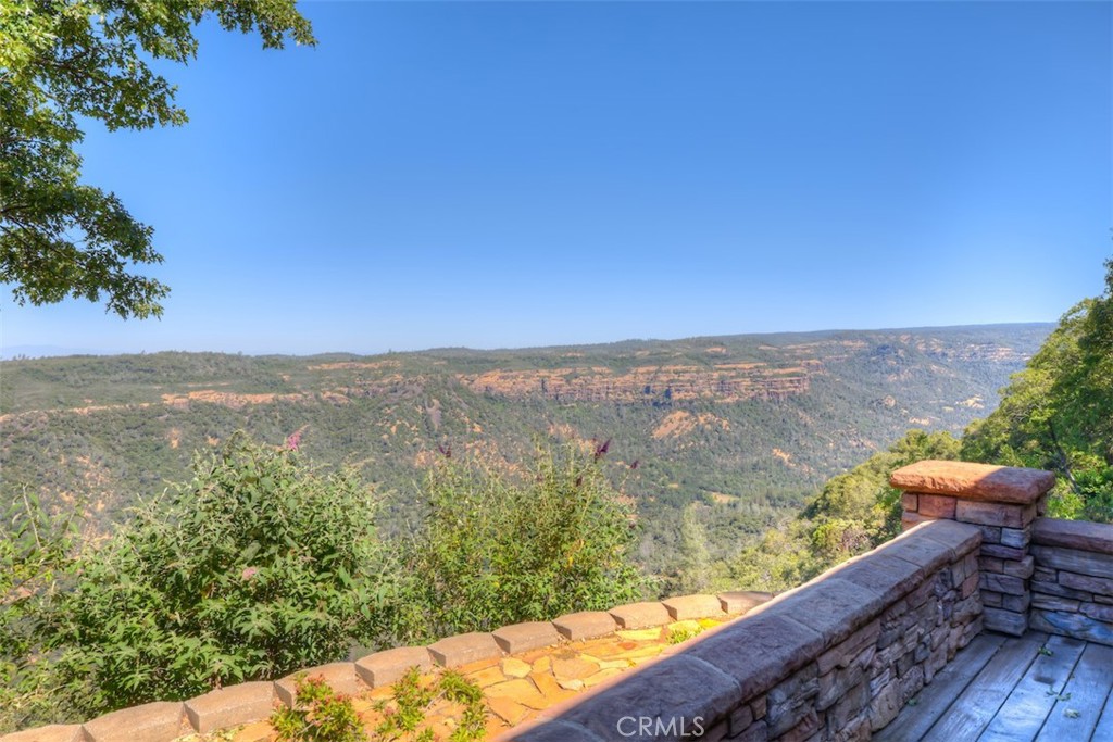 15103 Woodland Park Drive