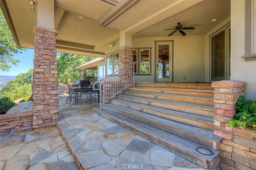 15103 Woodland Park Drive