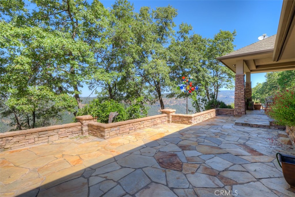 15103 Woodland Park Drive