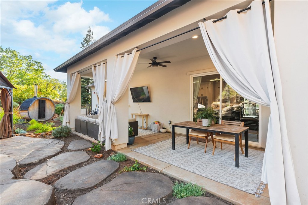 5772 Acorn Ridge Drive