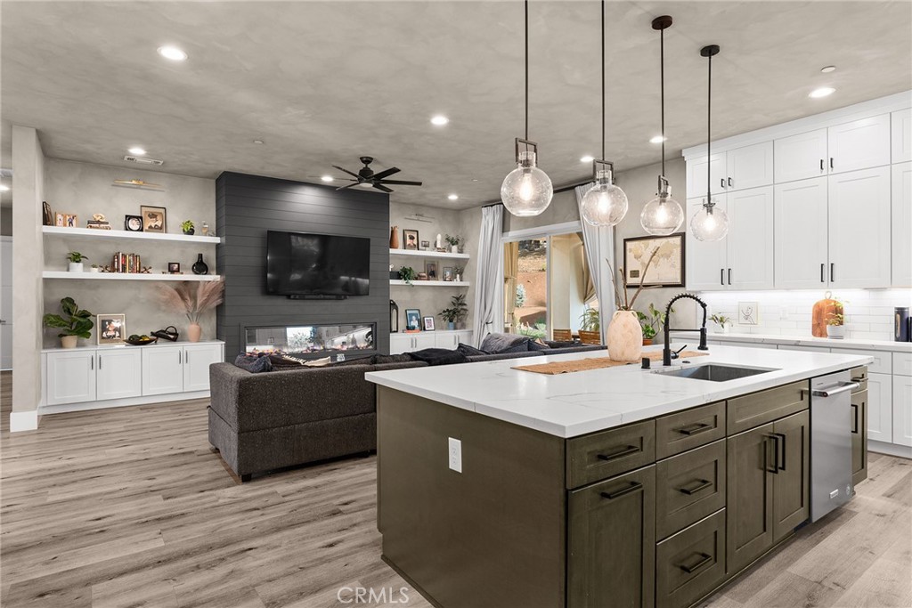 5772 Acorn Ridge Drive