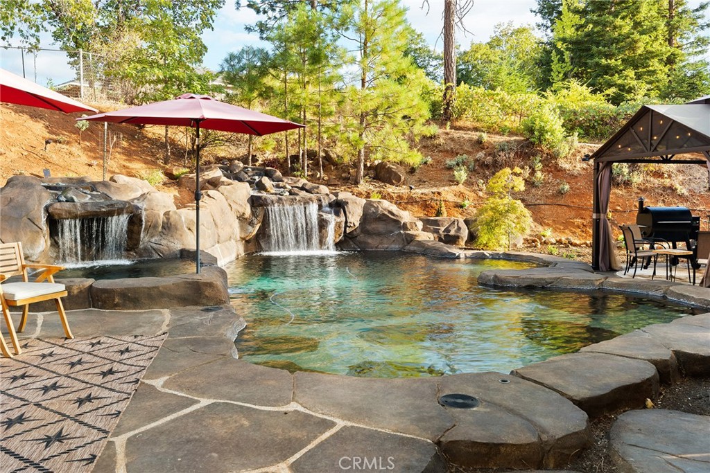 5772 Acorn Ridge Drive