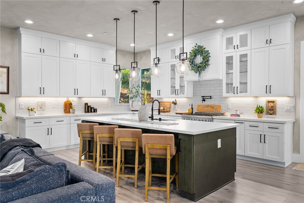 5772 Acorn Ridge Drive