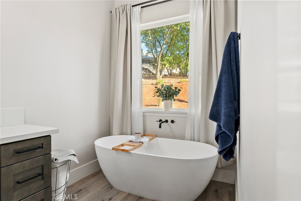 5772 Acorn Ridge Drive