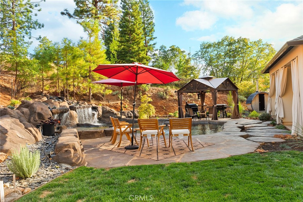 5772 Acorn Ridge Drive
