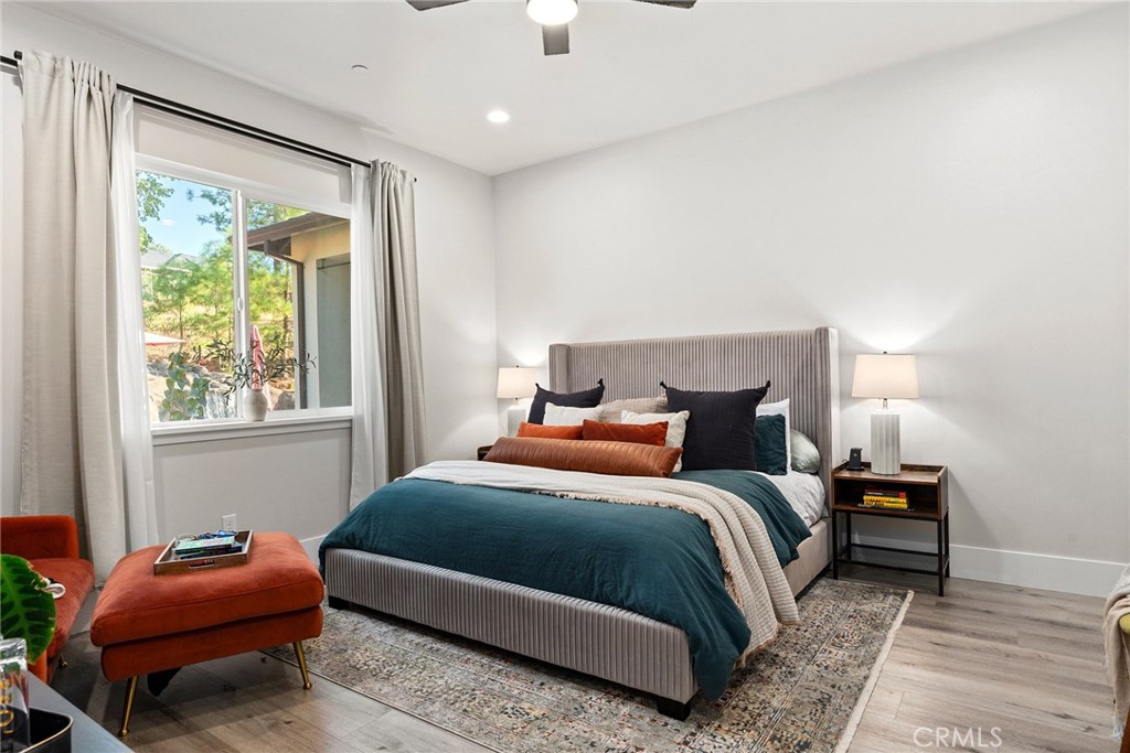 5772 Acorn Ridge Drive