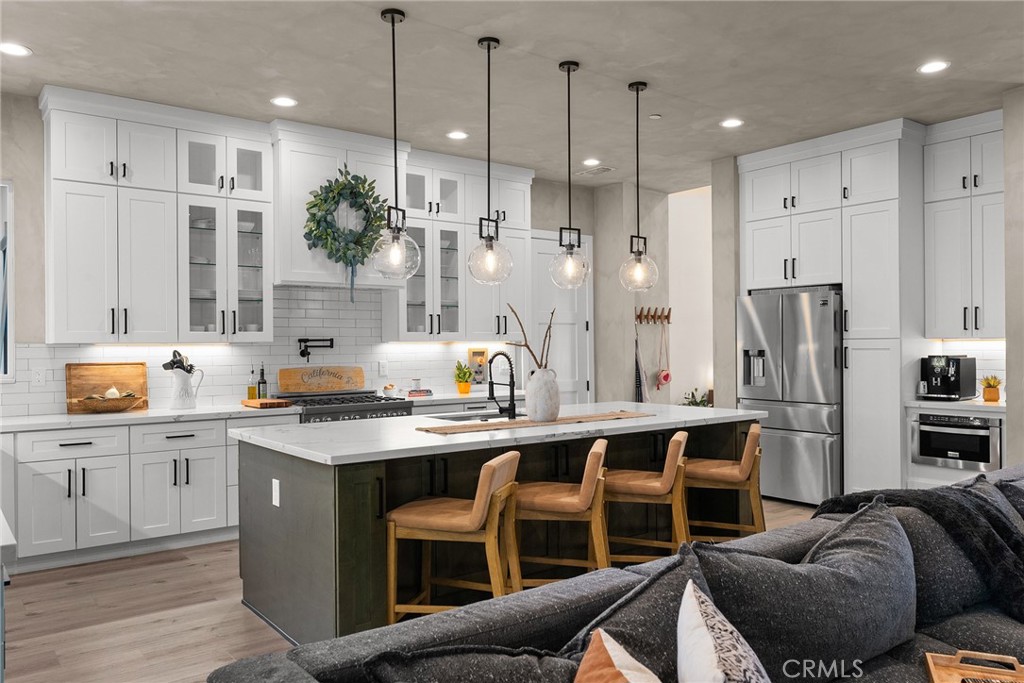 5772 Acorn Ridge Drive