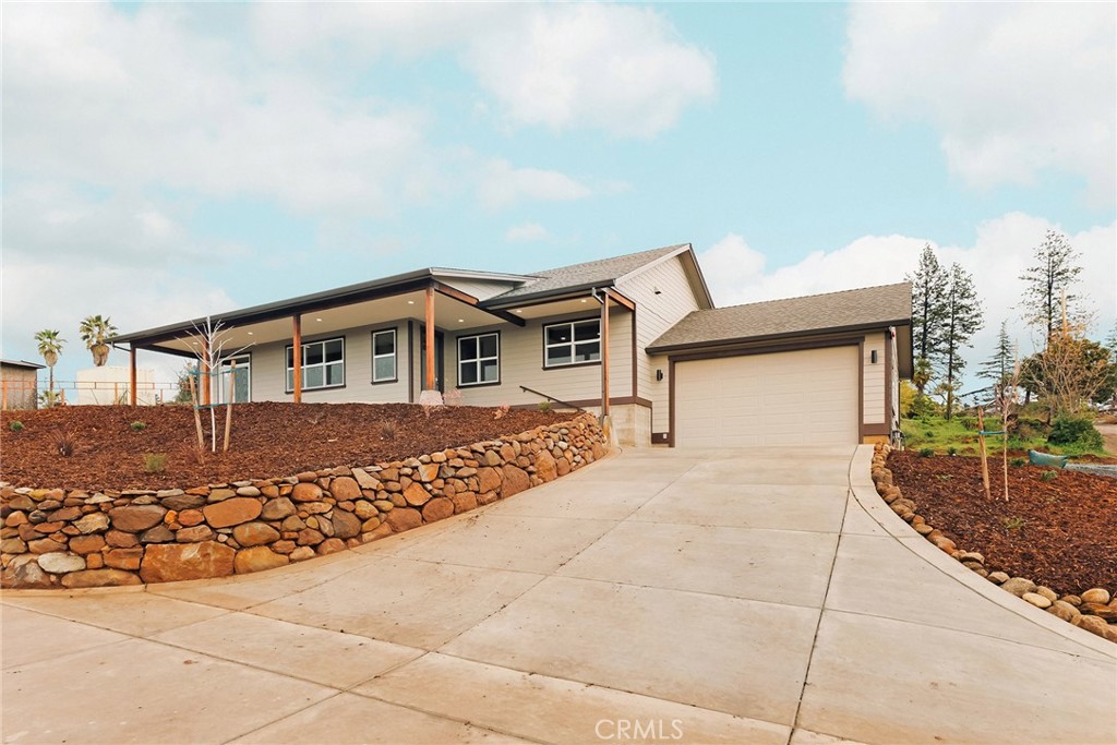 623 Gregs Way