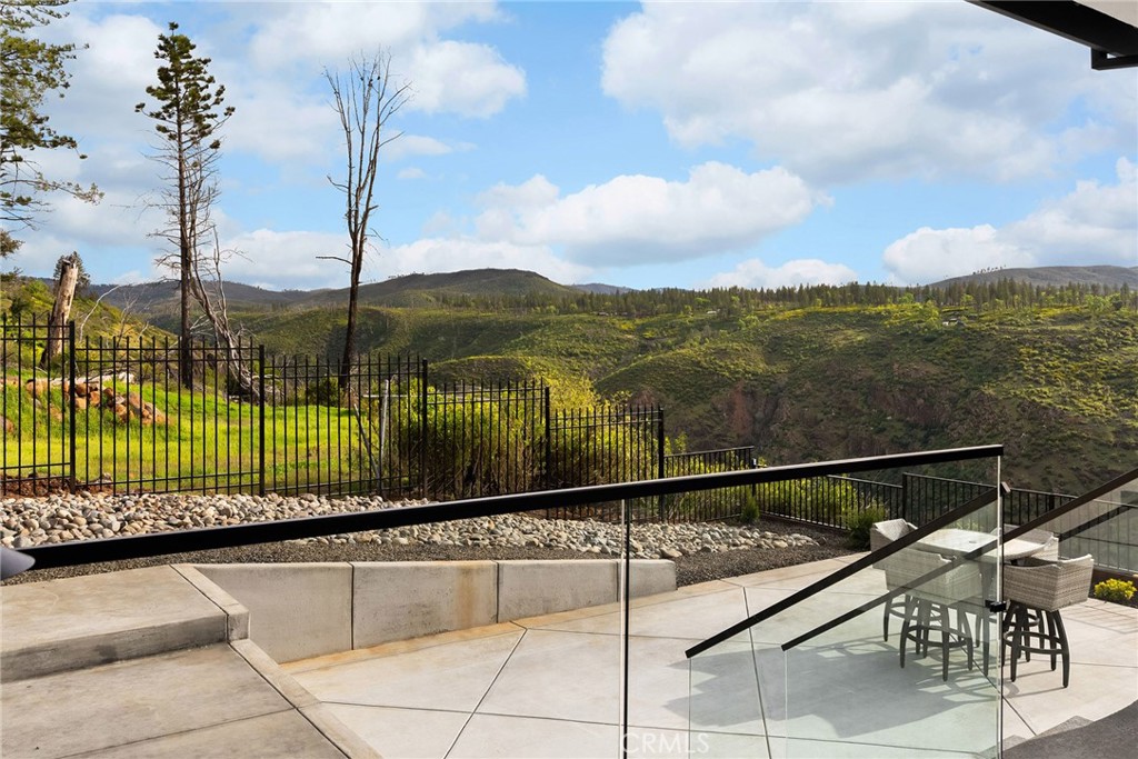 5156 Country Club Drive