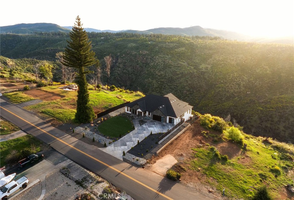 5156 Country Club Drive