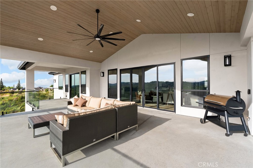 5156 Country Club Drive
