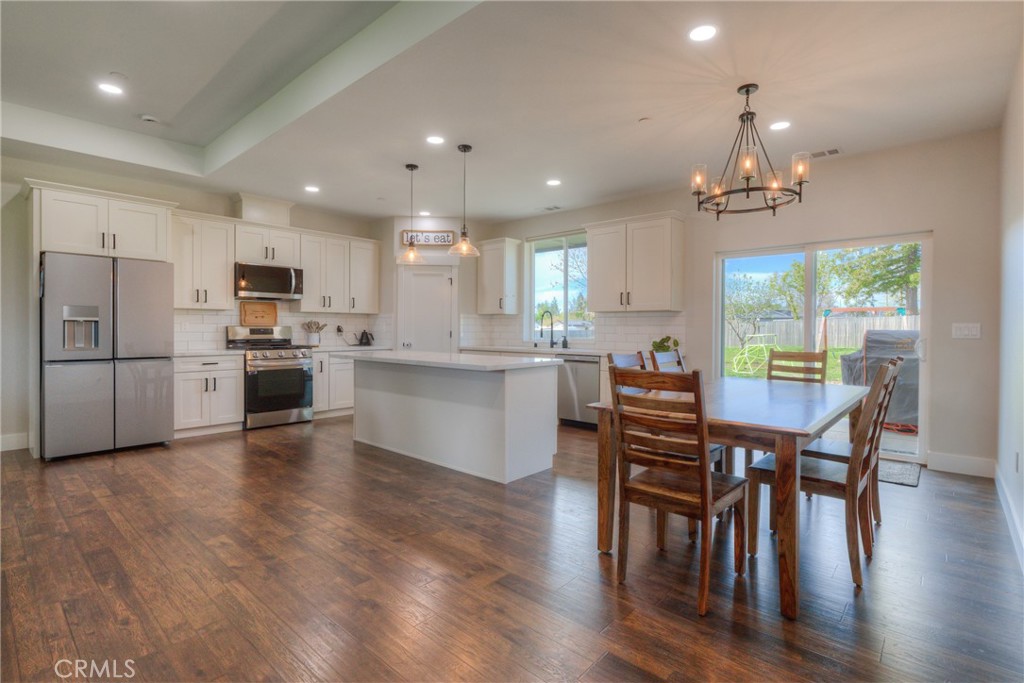 2395 Stearns Road