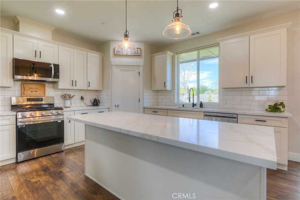 2395 Stearns Road