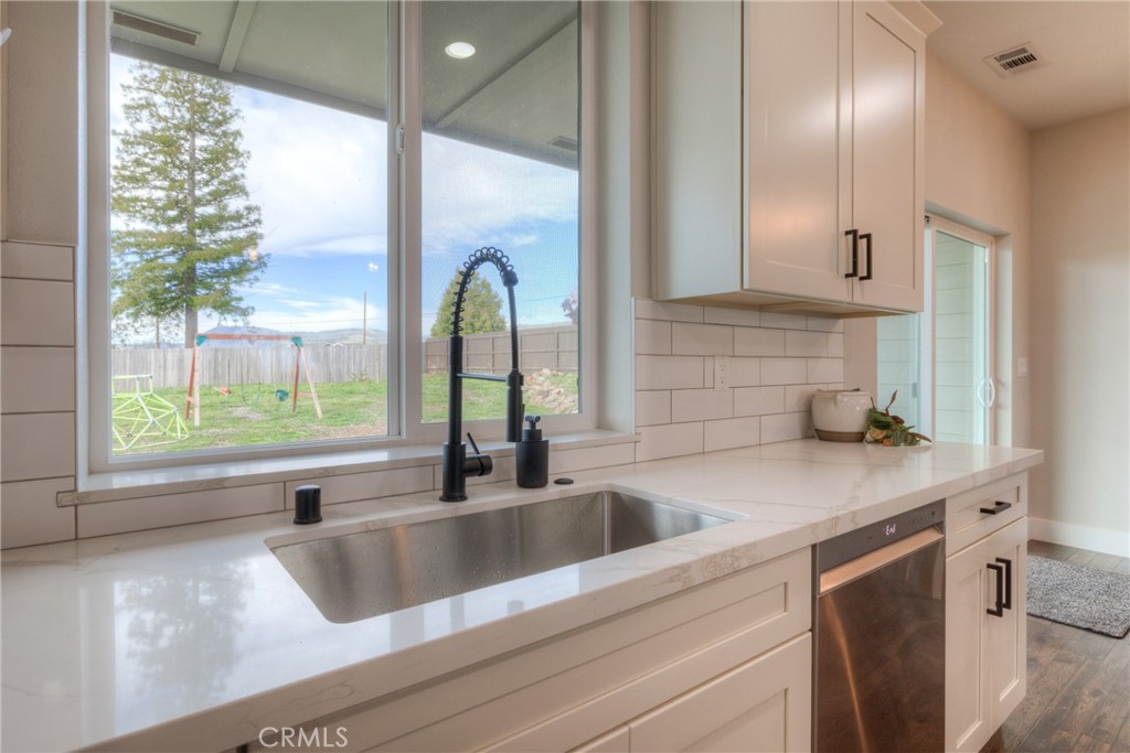 2395 Stearns Road