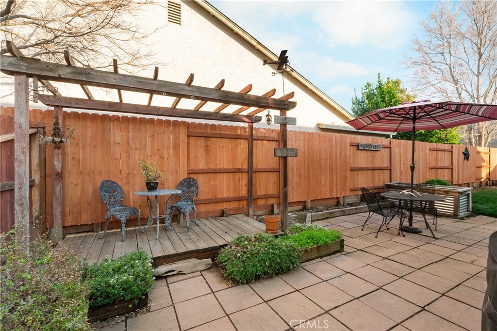 1101 Admiral Lane
