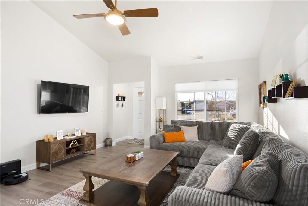 1101 Admiral Lane