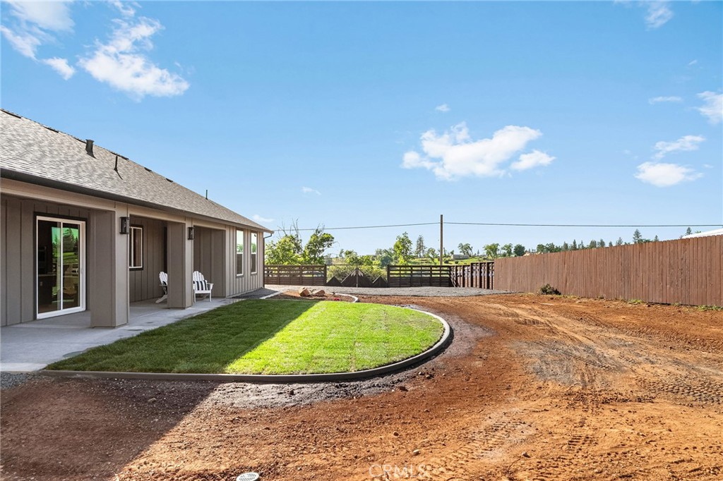 2207 De Mille Road